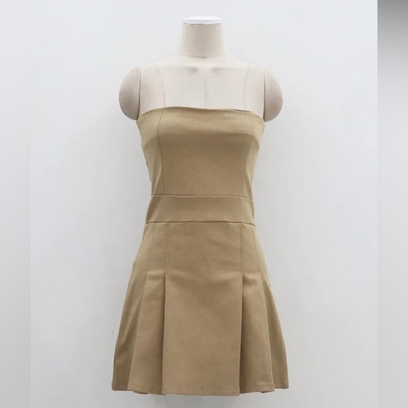 OAK + FORT NWOT Strapless Pleated Tube Preppy Tan Mini Dress - Picture 11 of 11